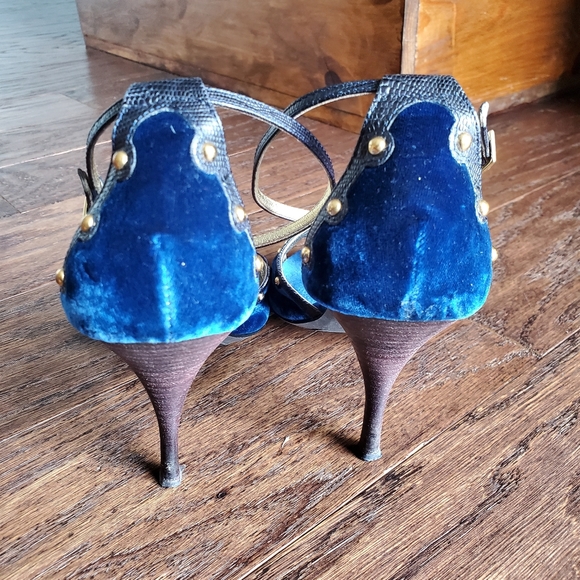 Just Cavalli - Picture 6 of 11